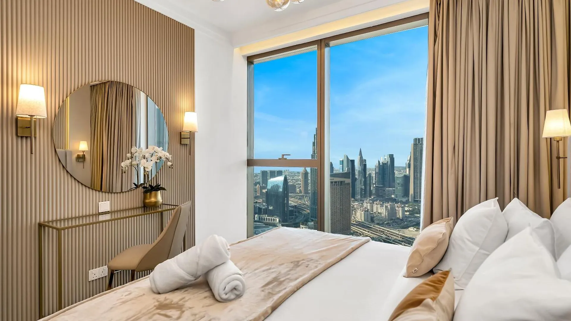 Apartment Stunning 2Br-Burj View -Connected To Dubai Mall