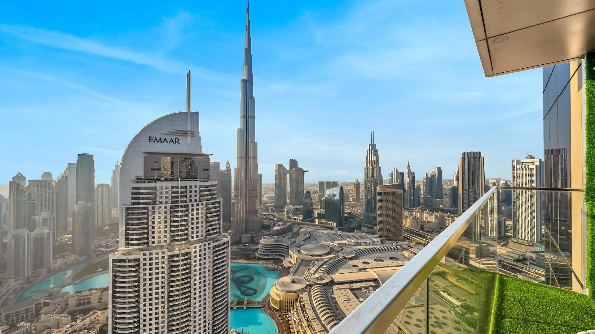 Apartment Stunning 2Br-Burj View -Connected To Dubai Mall
