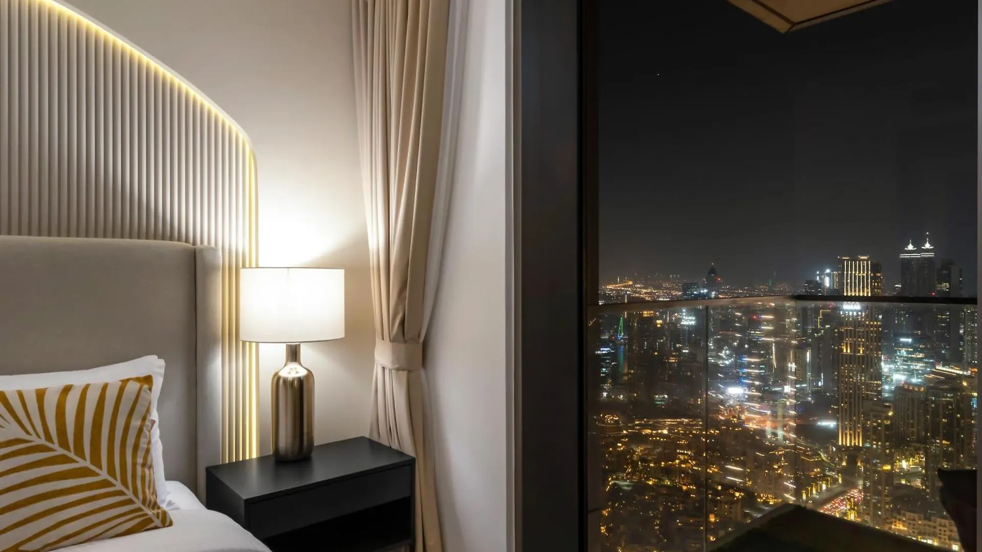 Stunning 2Br-Burj View -Connected To Dubai Mall 0*,  United Arab Emirates