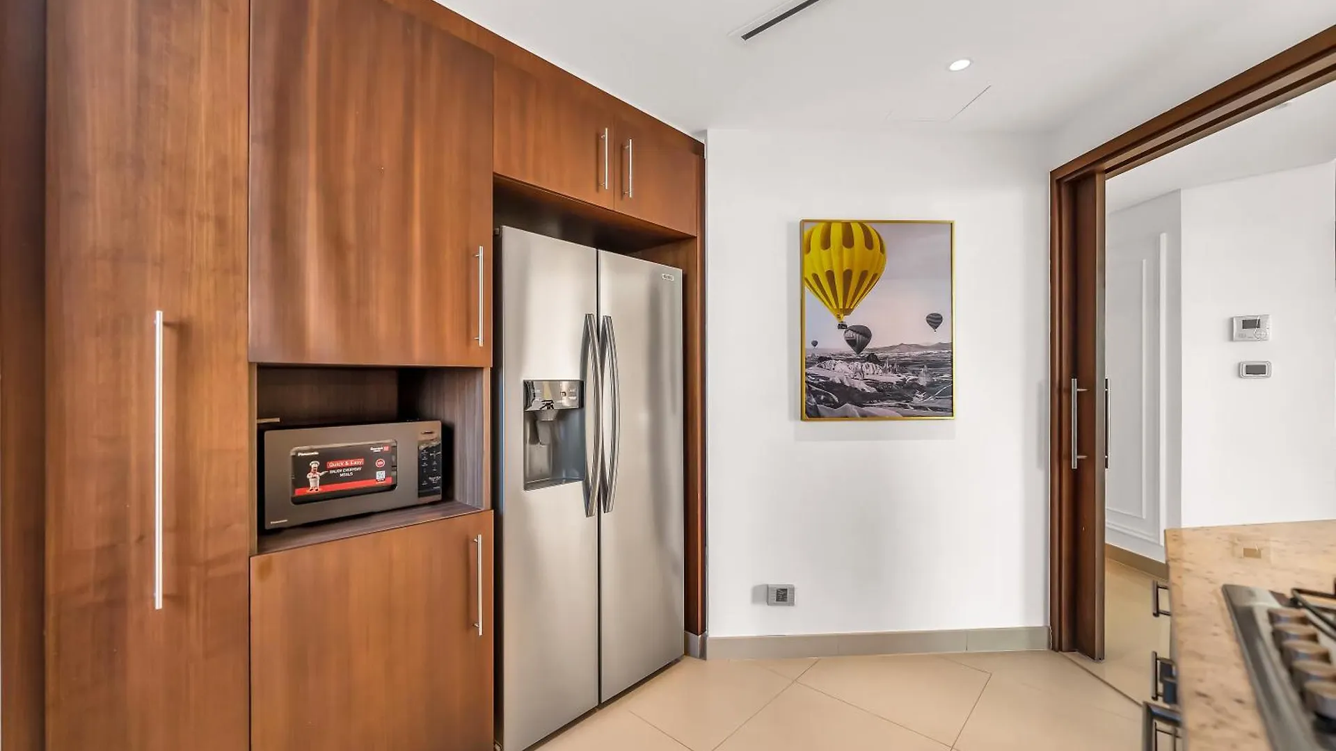 Apartment Stunning 2Br-Burj View -Connected To Dubai Mall