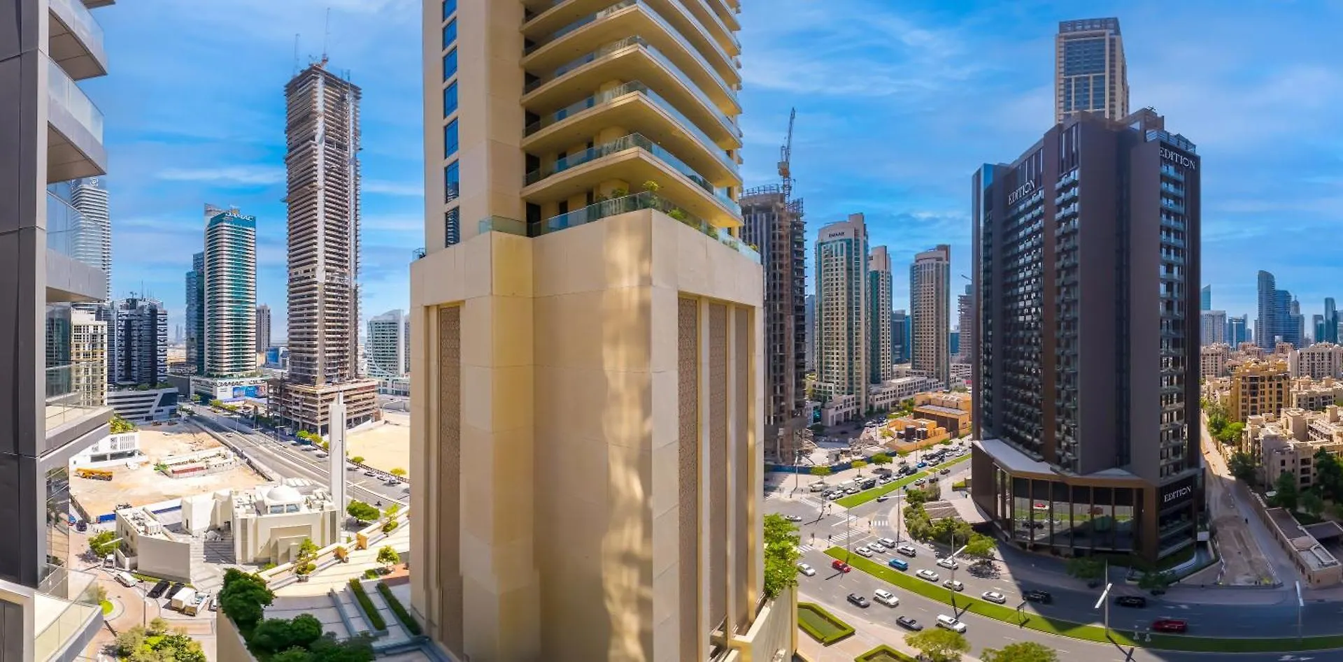 Stunning 2Br-Burj View -Connected To Dubai Mall Apartment