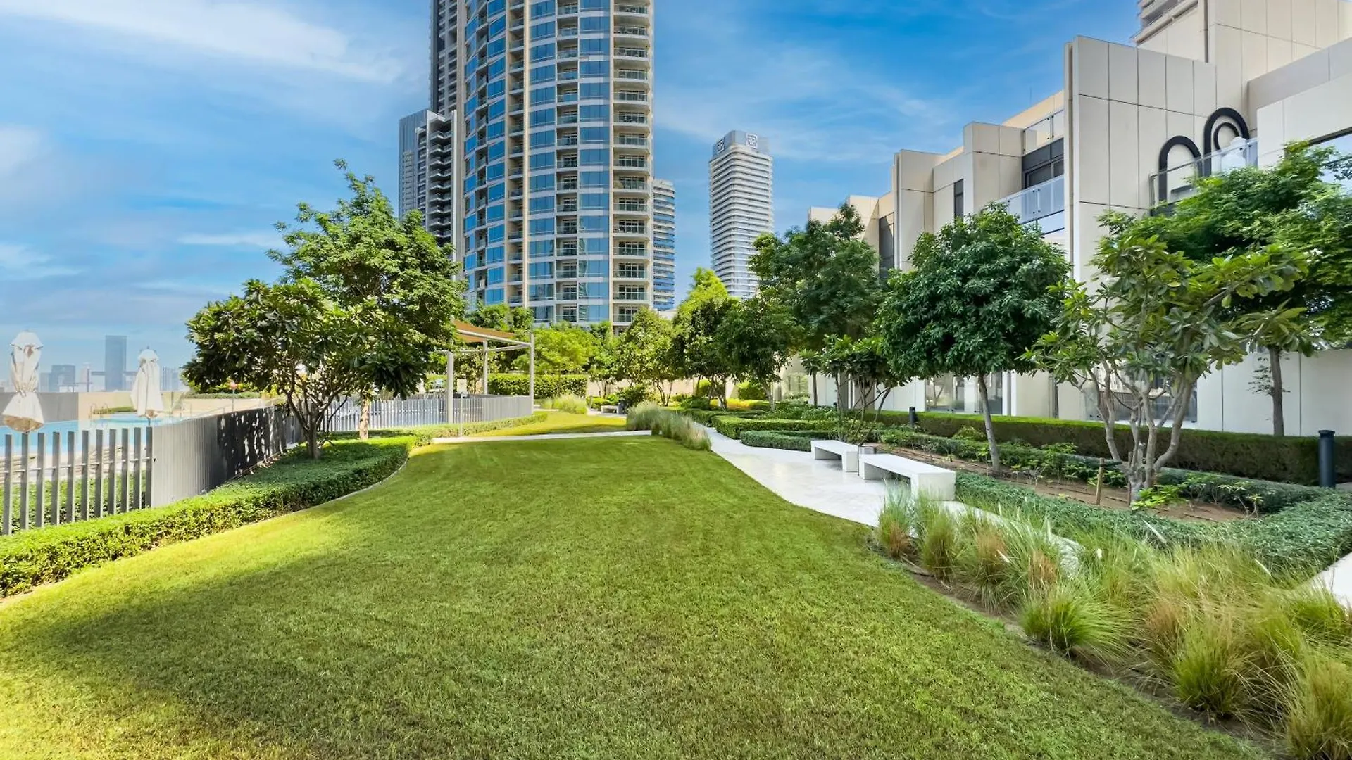 Apartment Stunning 2Br-Burj View -Connected To Dubai Mall