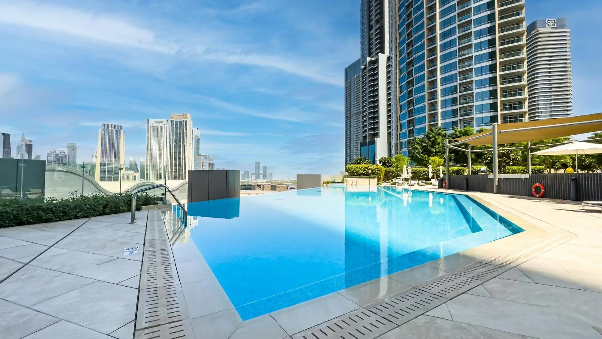 Apartment Stunning 2Br-Burj View -Connected To Dubai Mall