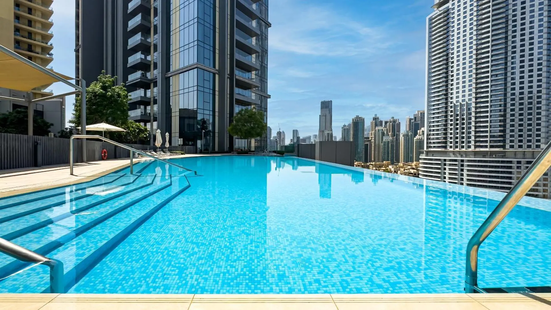 Stunning 2Br-Burj View -Connected To Dubai Mall Apartment